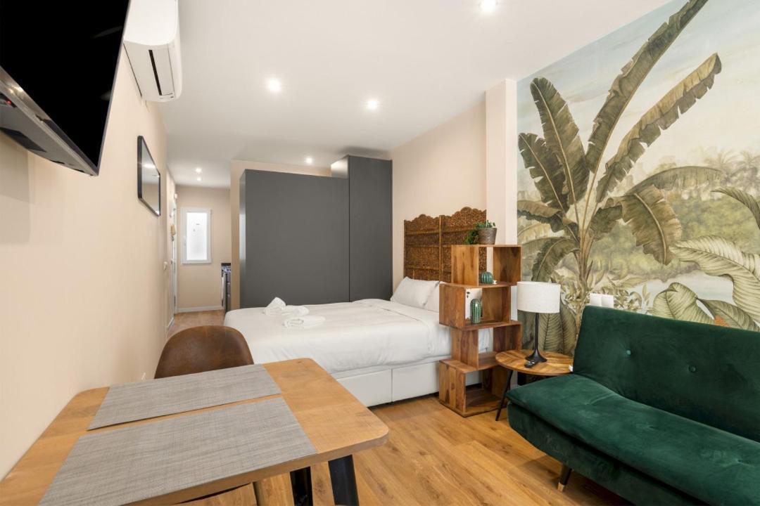 1 Bedroom 1 Bathroom Furnished - Chueca - Modern Functional - Mintystay Madrid Exterior foto
